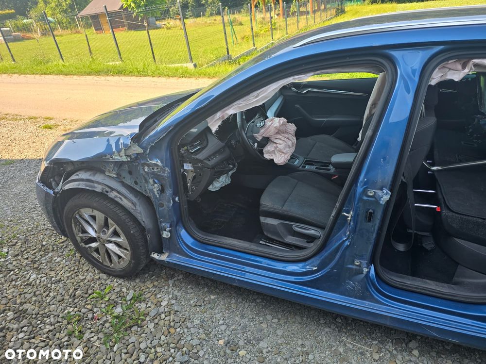 Skoda Octavia 1.5 TSI Edition - 9