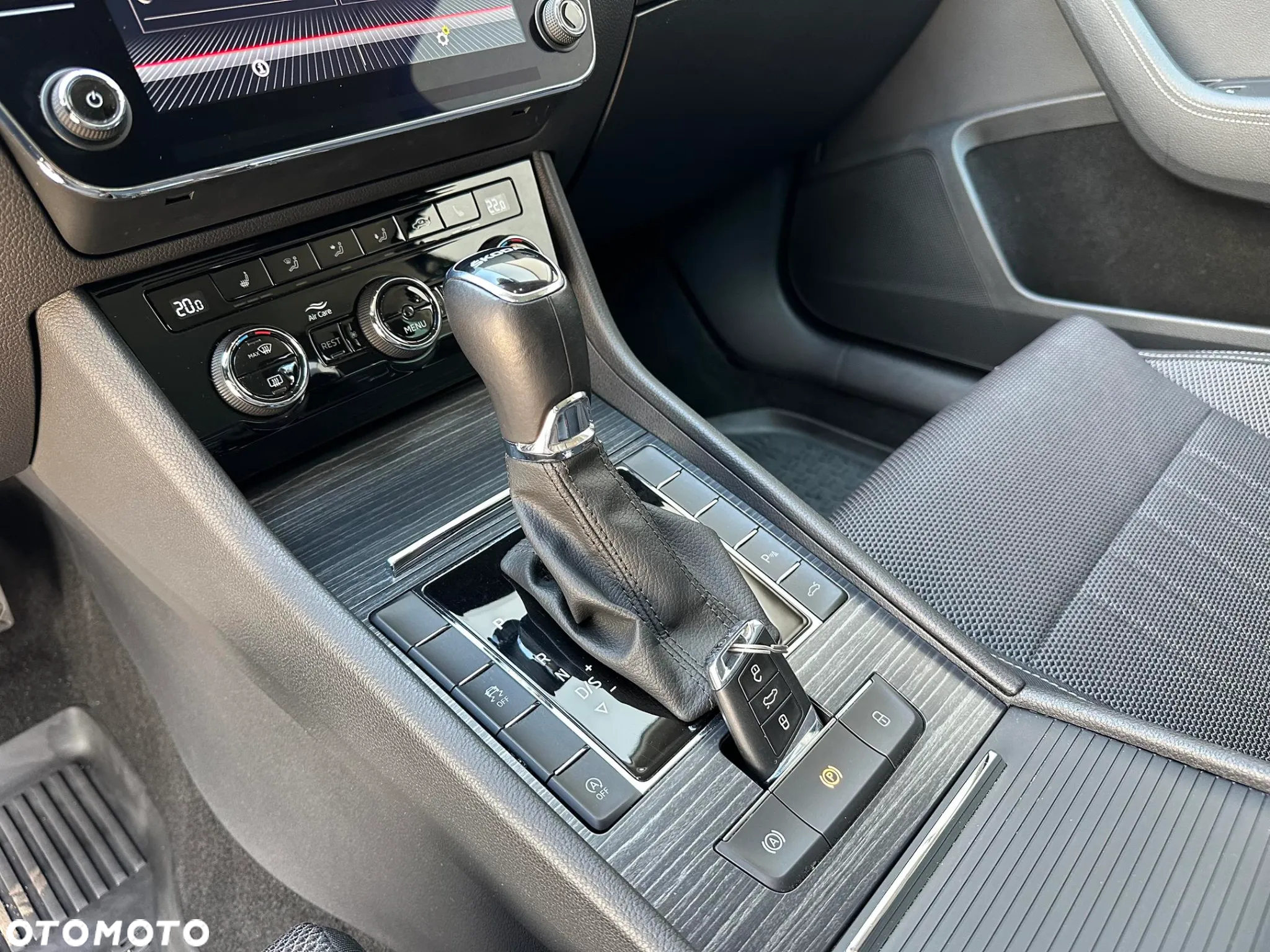 Skoda Superb 2.0 TDI SCR Style DSG - 11
