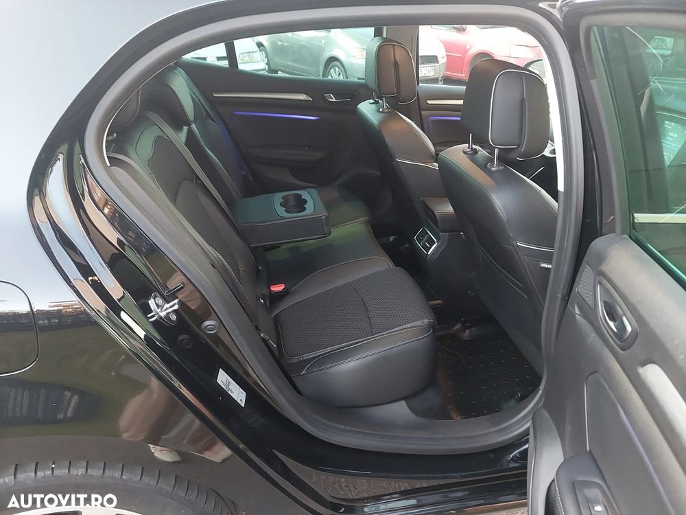 Renault Megane ENERGY dCi 110 Start & Stop Bose Edition - 6