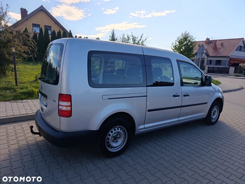 Volkswagen Caddy Maxi - 13