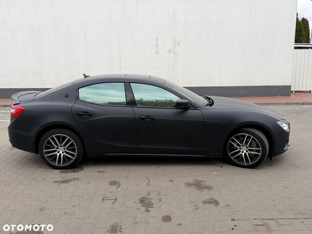 Maserati Ghibli S - 4