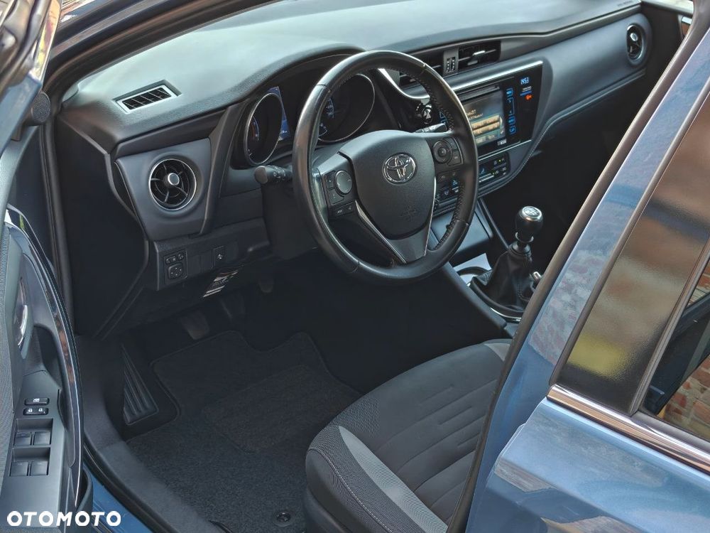 Toyota Auris 1.2 Turbo Edition S+ - 4