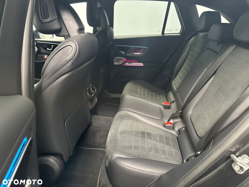 Mercedes-Benz GLC 220 d mHEV 4-Matic AMG Line - 23