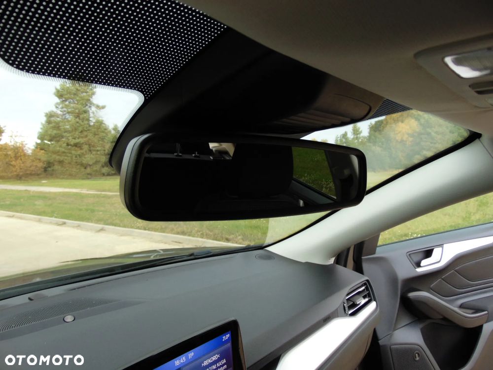 Ford Focus 1.0 EcoBoost Start-Stopp-System COOL&CONNECT DESIGN - 20