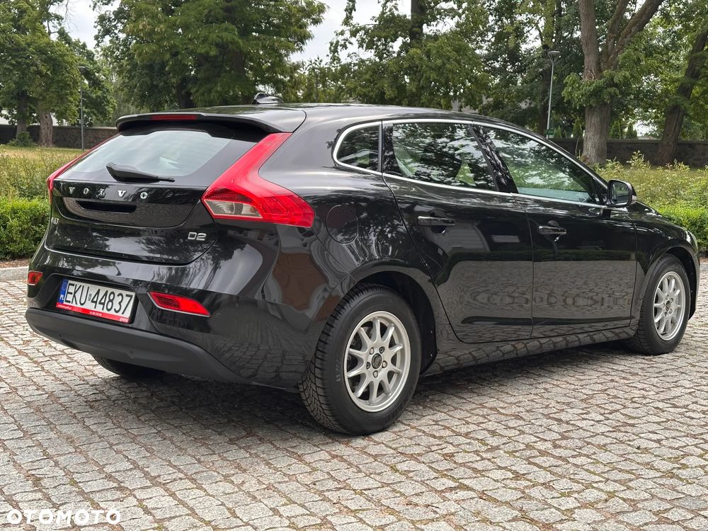 Volvo V40 D2 Summum - 18