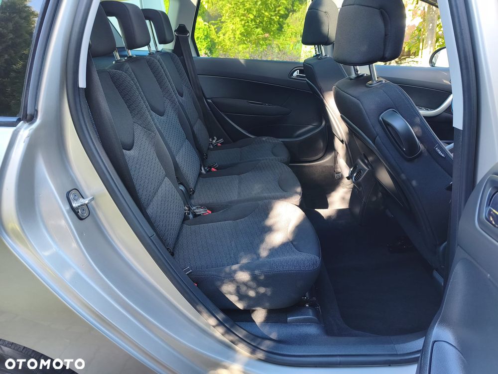 Peugeot 308 120 VTi Premium - 25