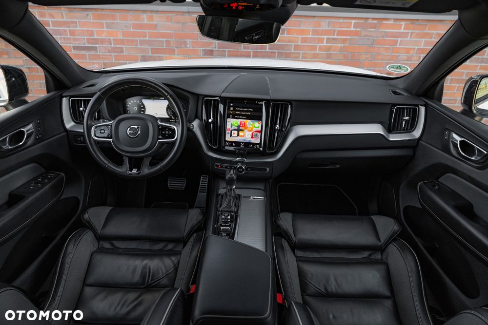 Volvo XC 60 D4 AWD Geartronic RDesign - 23