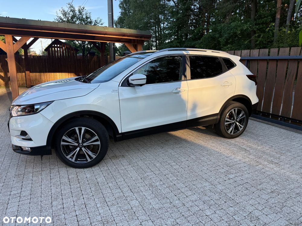 Nissan Qashqai 1.3 DIG-T Acenta DCT - 24