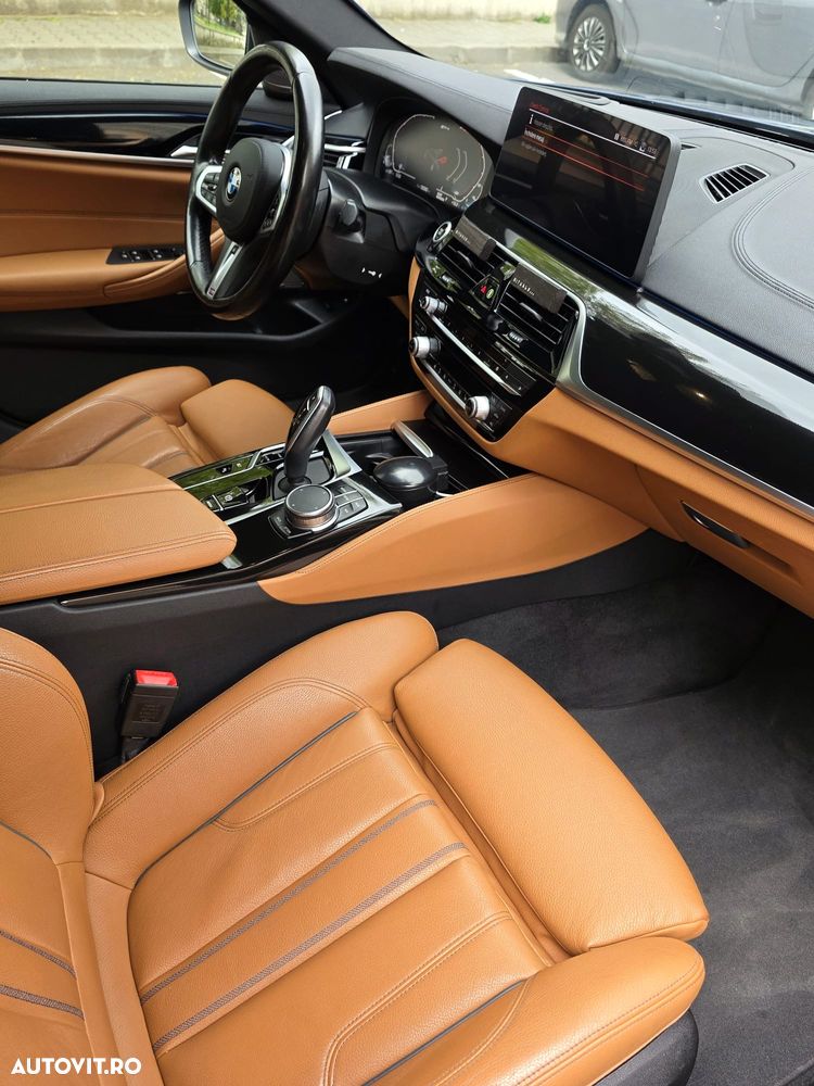 BMW Seria 5 530e Aut. M Sport Edition - 17