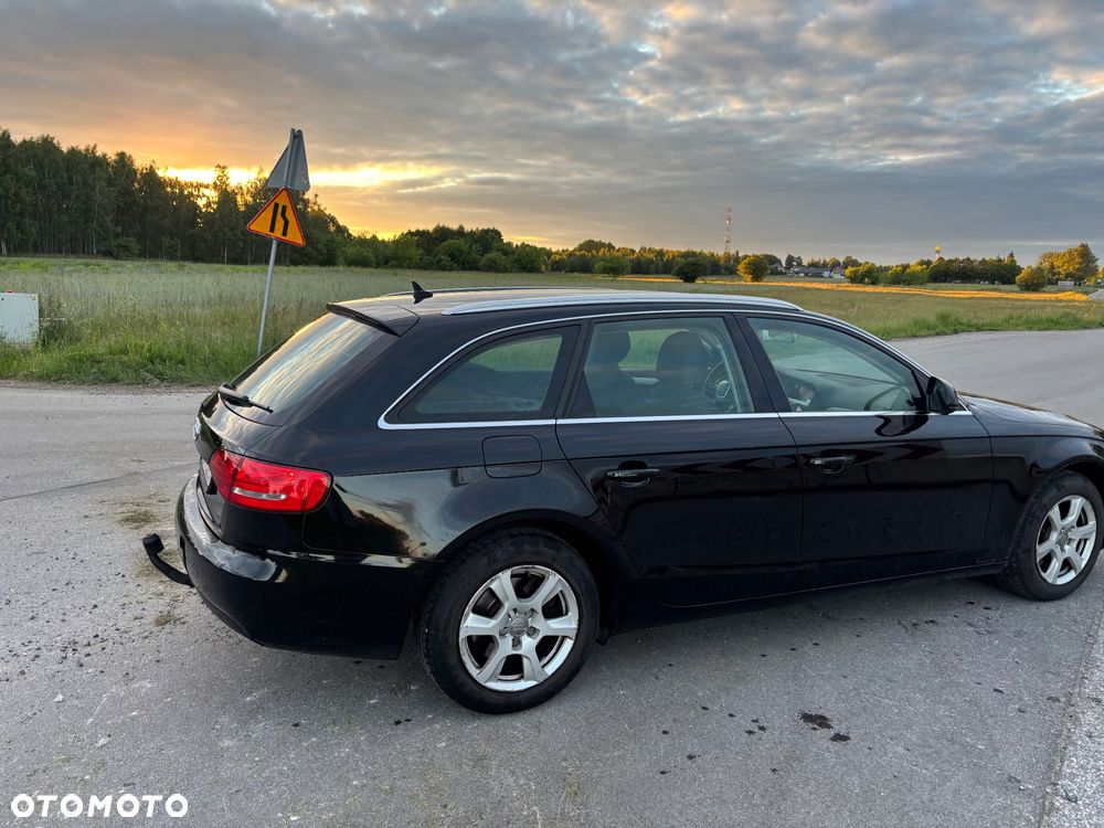 Audi A4 Avant - 4