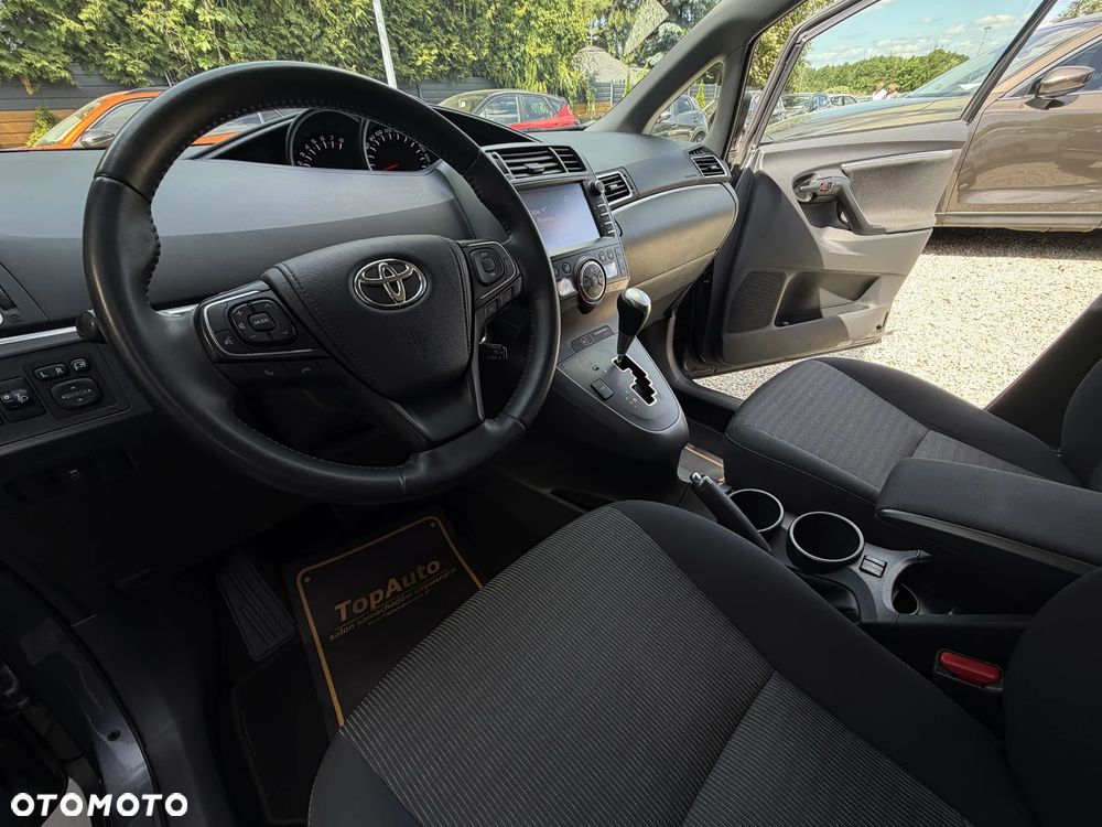 Toyota Verso 1.8 Prestige 7os MS - 20