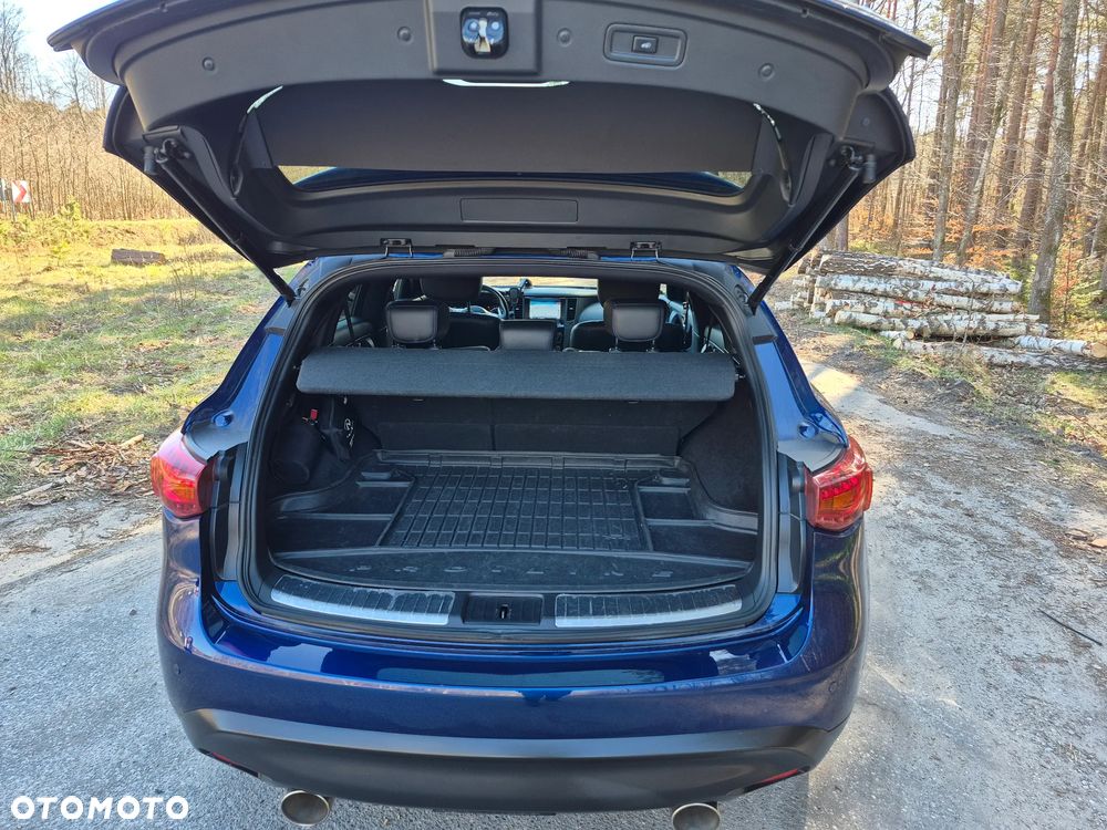 Infiniti QX70 3.7 S Premium - 5