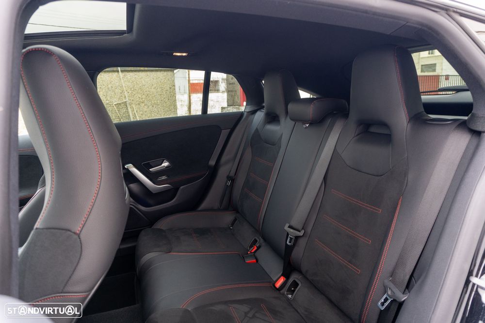 Mercedes-Benz CLA 180 7G-DCT Edition AMG Line - 27