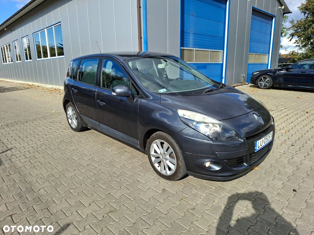 Renault Scenic - 13