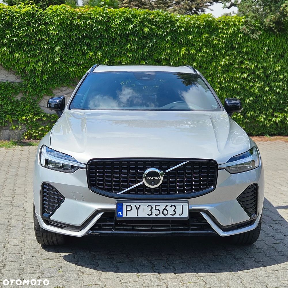 Volvo XC 60 B4 B Plus Dark - 3