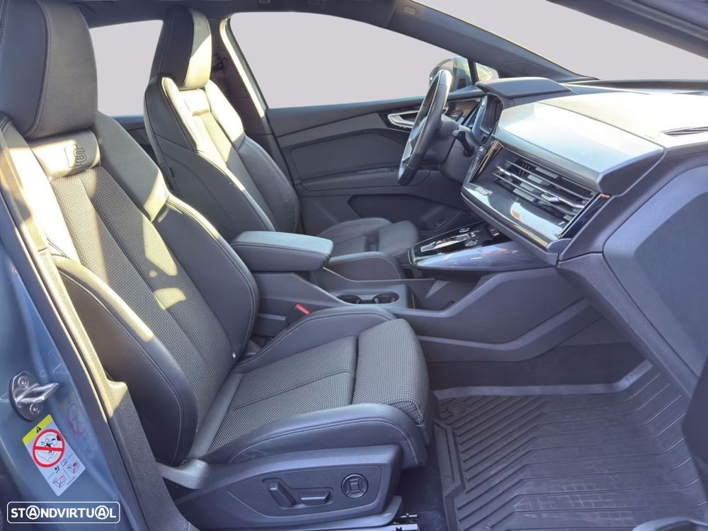 Audi Q4 e-tron - 11
