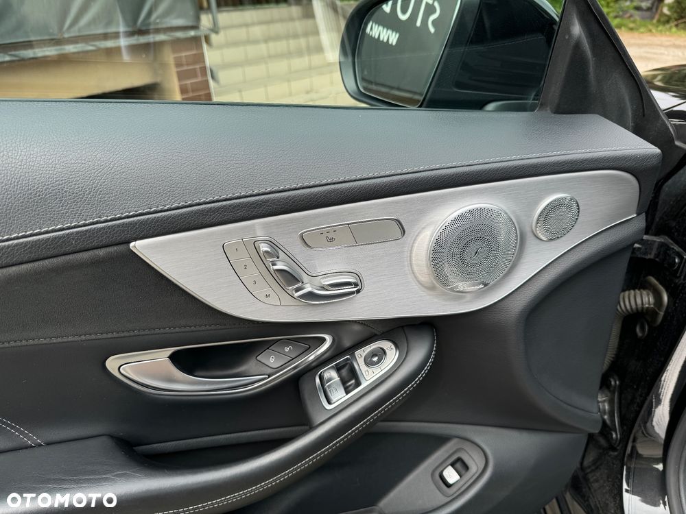 Mercedes-Benz Klasa C AMG 63 S AMG Speedshift 7G-MCT Edition 1 - 11