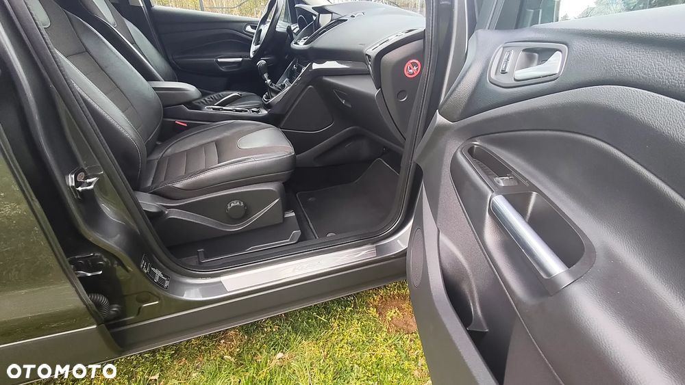 Ford Kuga 2.0 TDCi 2x4 SYNC - 26