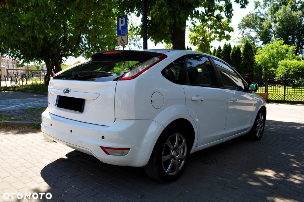 Ford Focus 1.6 16V Style+ - 4
