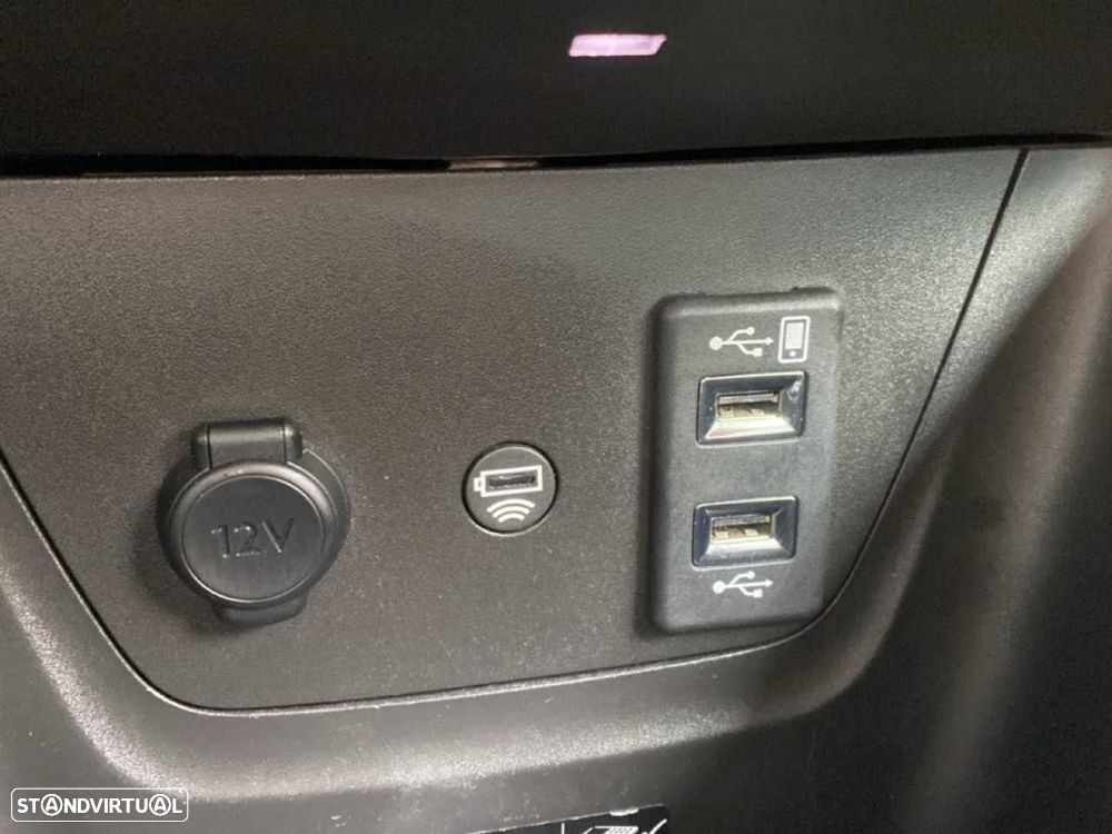 Opel Crossland 1.2 T Business Edition - 17