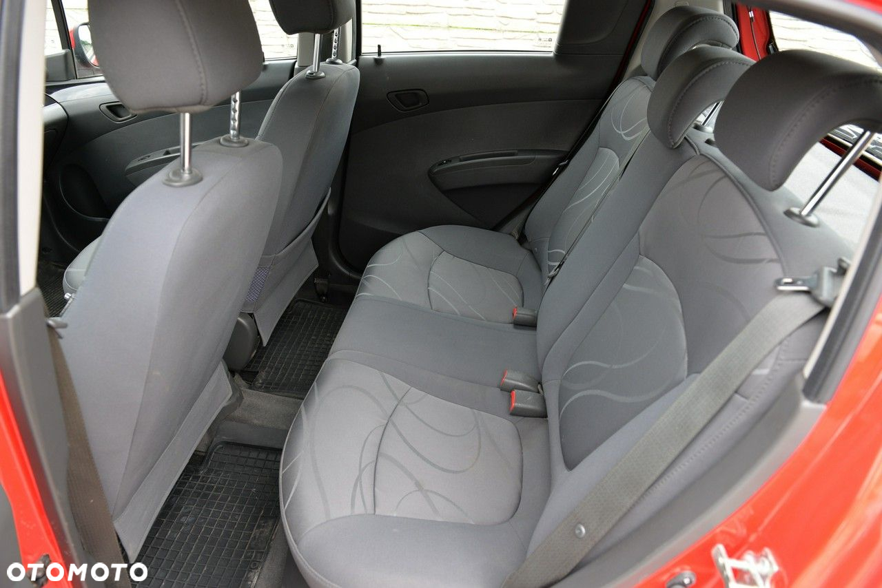 Chevrolet Spark - 10