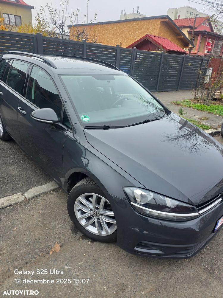 Volkswagen Golf - 3