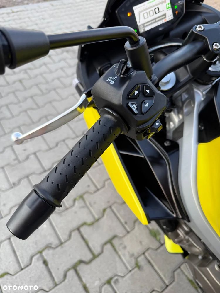 Aprilia Tuono - 21