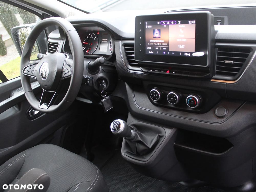 Renault TRAFIC - 11