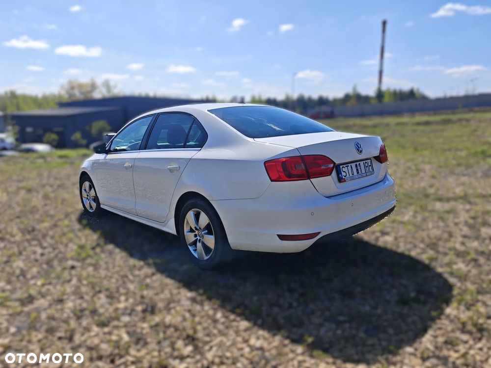 Volkswagen Jetta 1.4 TSI Highline - 3
