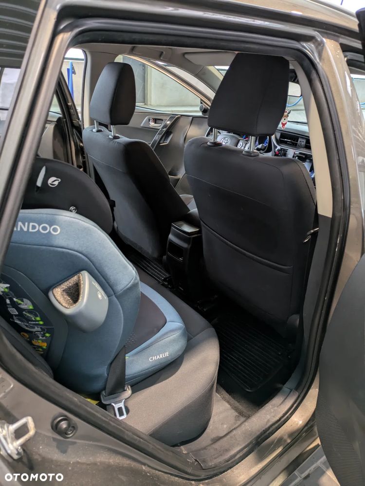 Toyota Auris 1.33 VVT-i Premium - 24