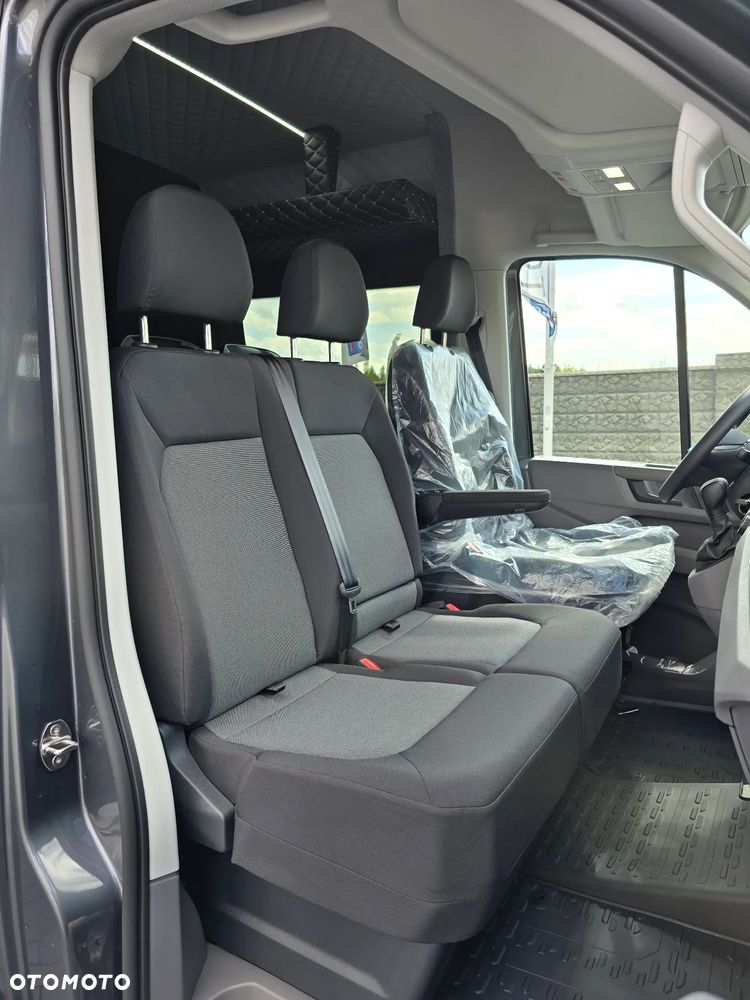 Volkswagen CRAFTER 4 MOTION AUTOMAT-8 Bie Długi 7-OSOBOWY BOGATA OPCJA WYPOSAŻENIA NAVI KAMERA COFANIA FUL LED LAKIER METALIZOWANY SALON PL STAN NOWY - 29