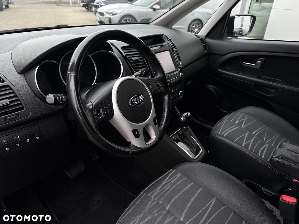Kia Venga 1.6 Business Line - 9