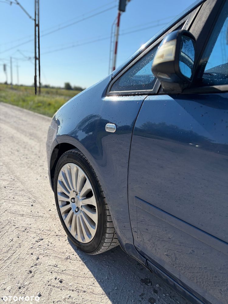 Ford C-MAX - 7