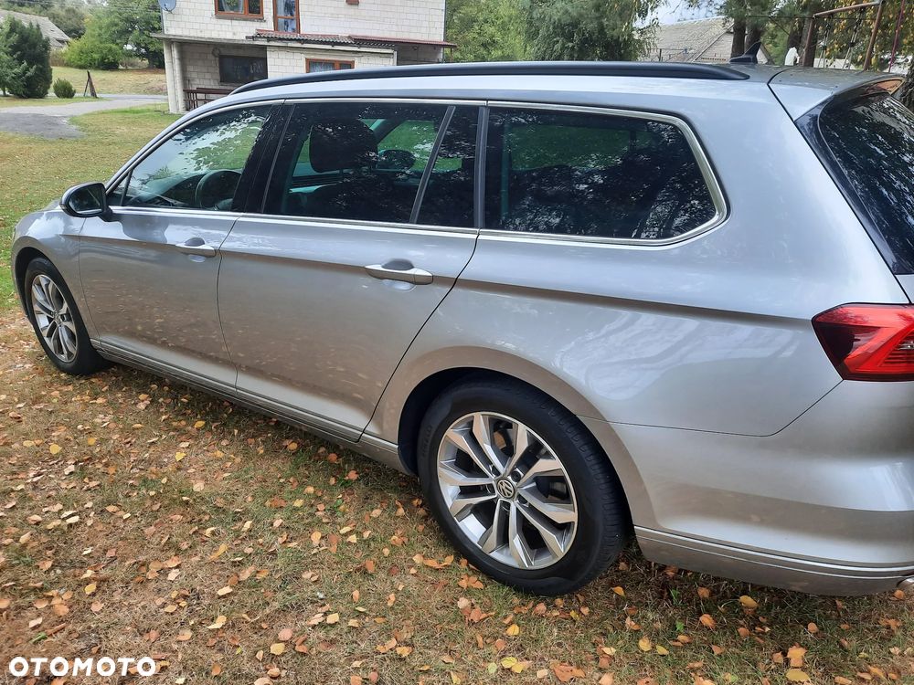 Volkswagen Passat 2.0 TDI SCR Comfortline - 9