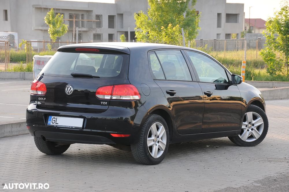 Volkswagen Golf 1.6 TDI DPF Comfortline - 3