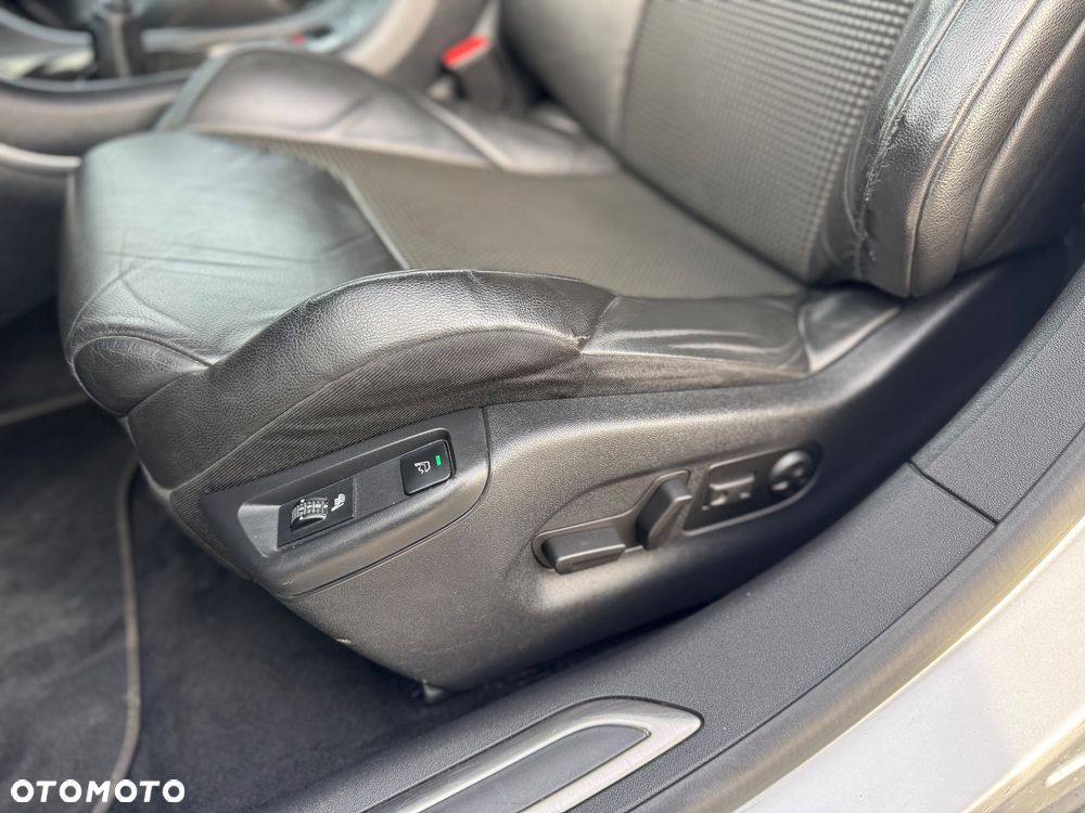 Citroën C5 2.0 HDi Exclusive - 34