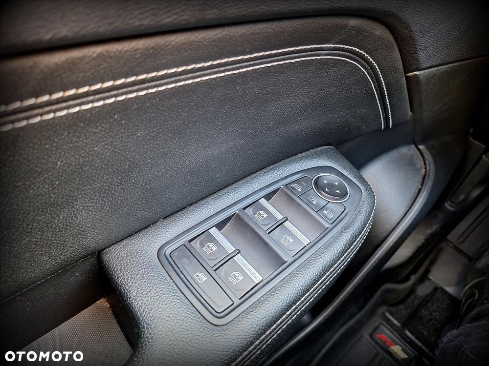 Renault Arkana 1.3 TCe mHEV Intens EDC - 17