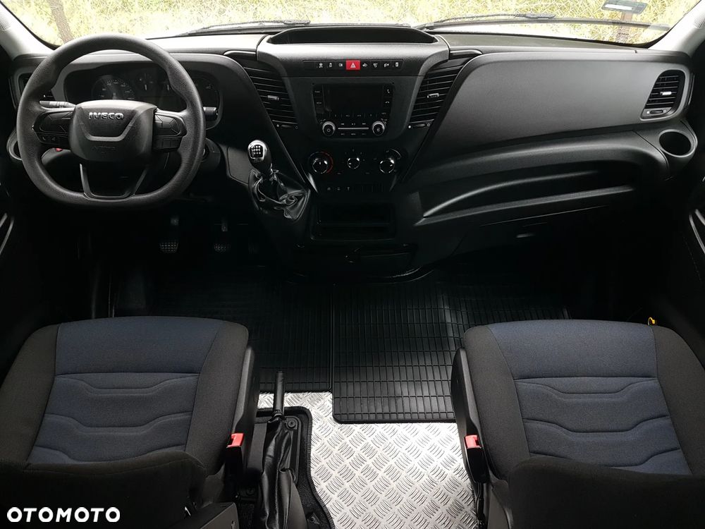 Iveco DAILY KONTENER NISKOPODŁOGOWY 4,43x2,23x2,42 SKLEP FOODTRUCK BAR KLIMA KONIOWÓZ KAMPER - 20