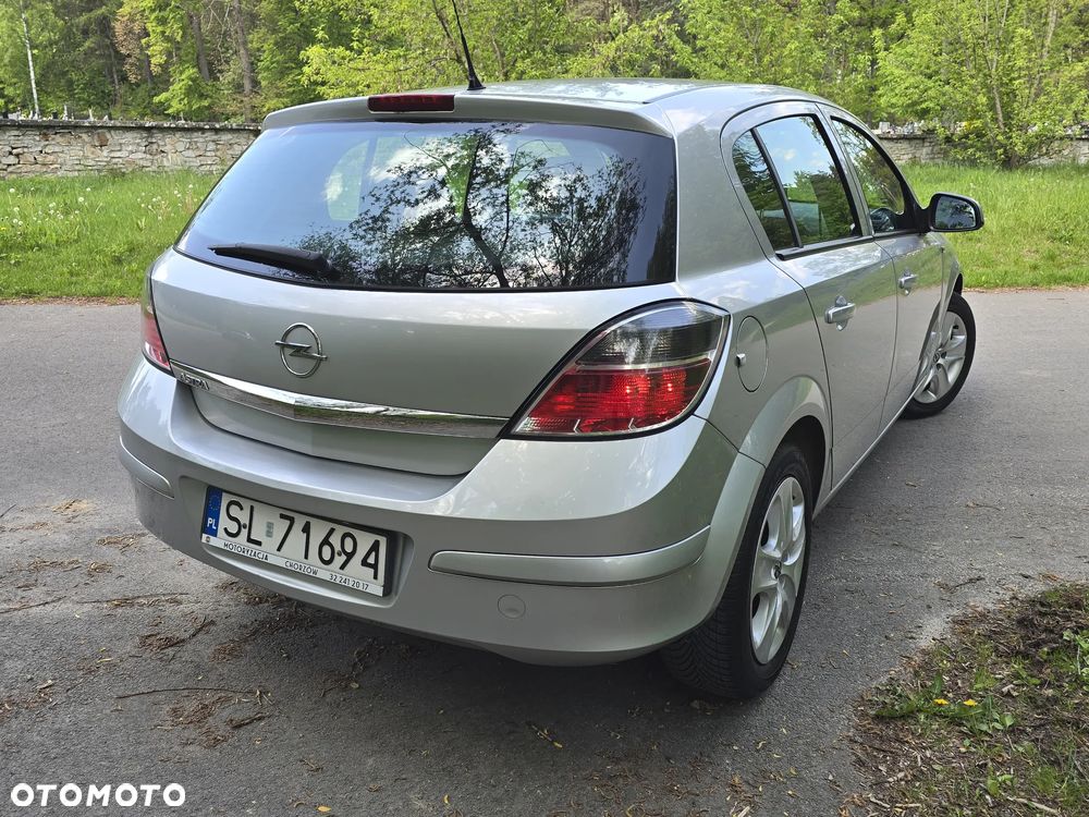 Opel Astra 1.6 Enjoy - 20