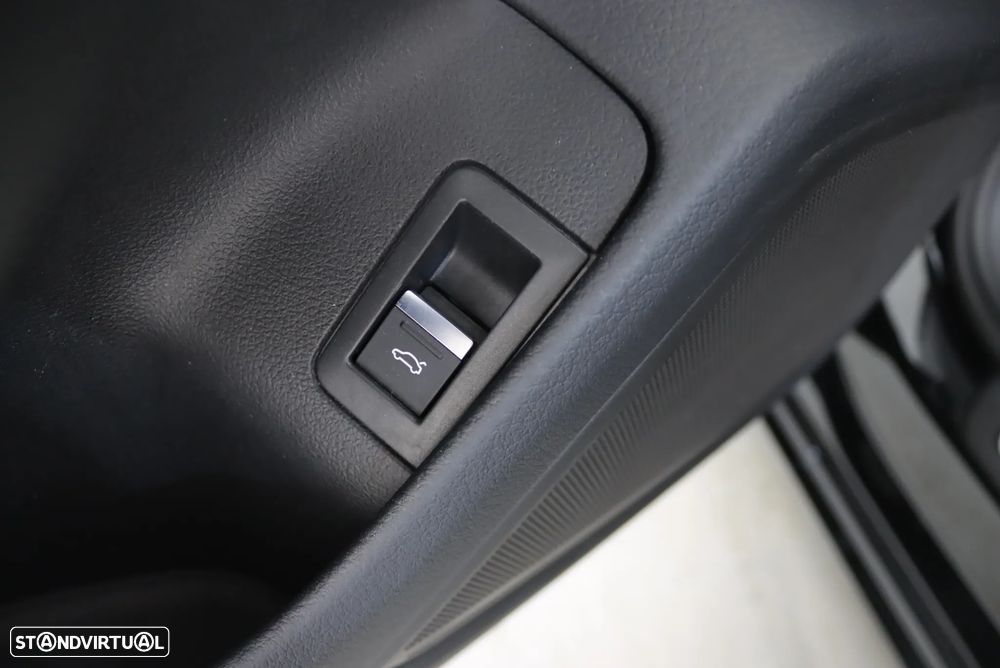 Audi A6 Avant 40 TDI Design S tronic - 21