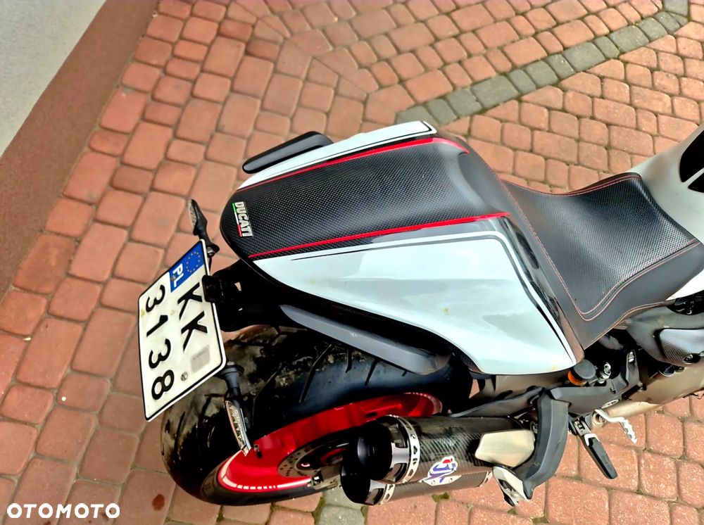 Ducati Monster - 9