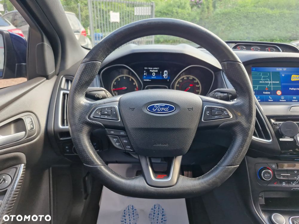 Ford Focus 2.0 EcoBoost ST mit Leder-Exclusiv-Paket - 29