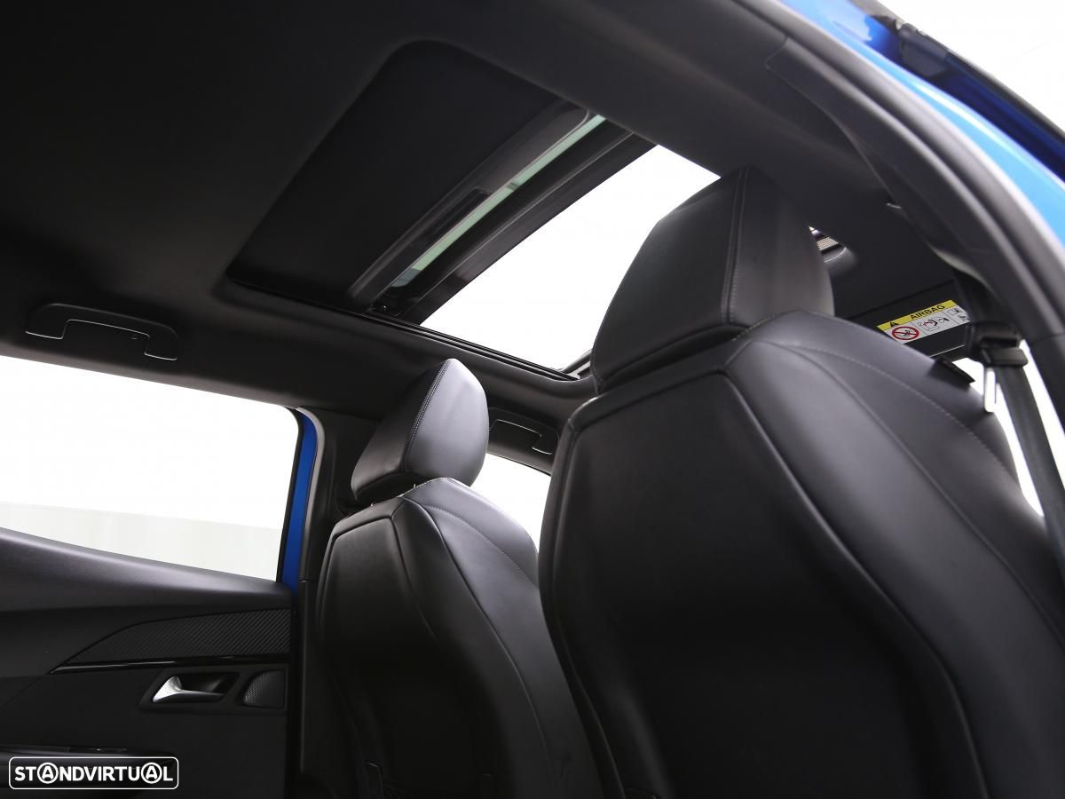 Peugeot e-2008 50 kWh GT - 14