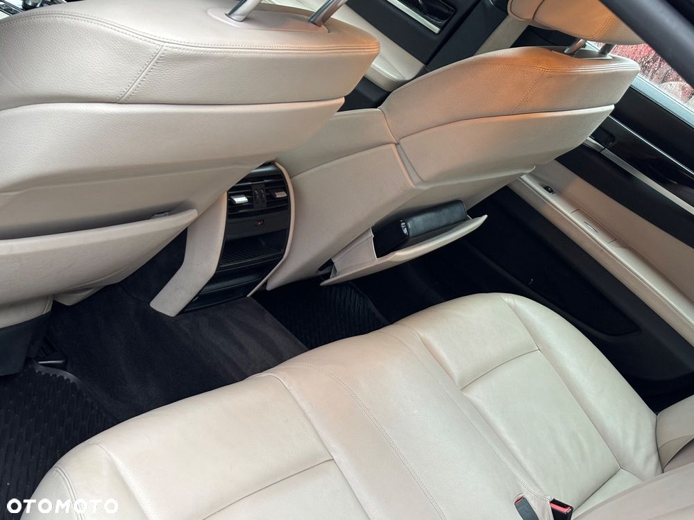 BMW Seria 7 730d - 4