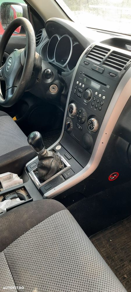 Suzuki Grand Vitara - 1