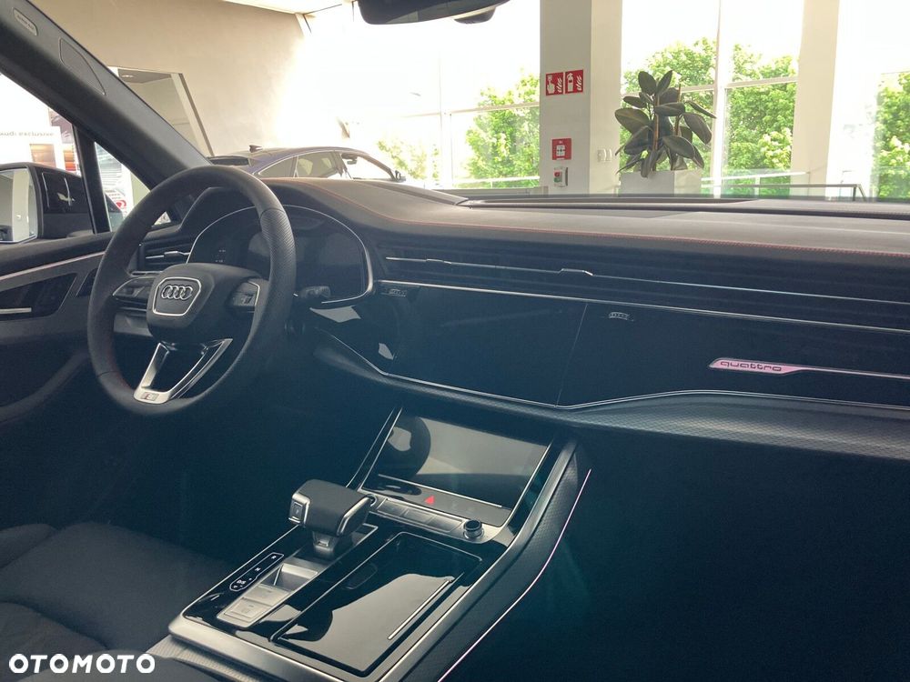 Audi Q7 - 12