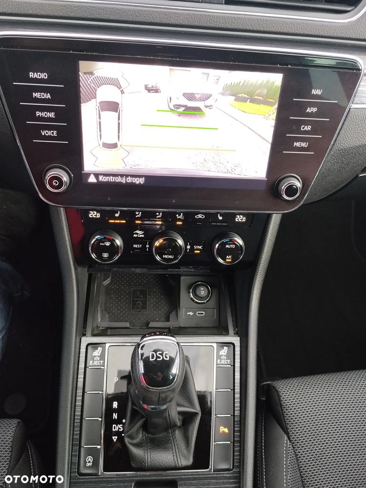 Skoda Superb 2.0 TDI Style DSG7 - 17
