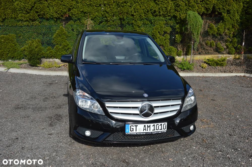 Mercedes-Benz Klasa B 180 CDI (BlueEFFICIENCY) - 9