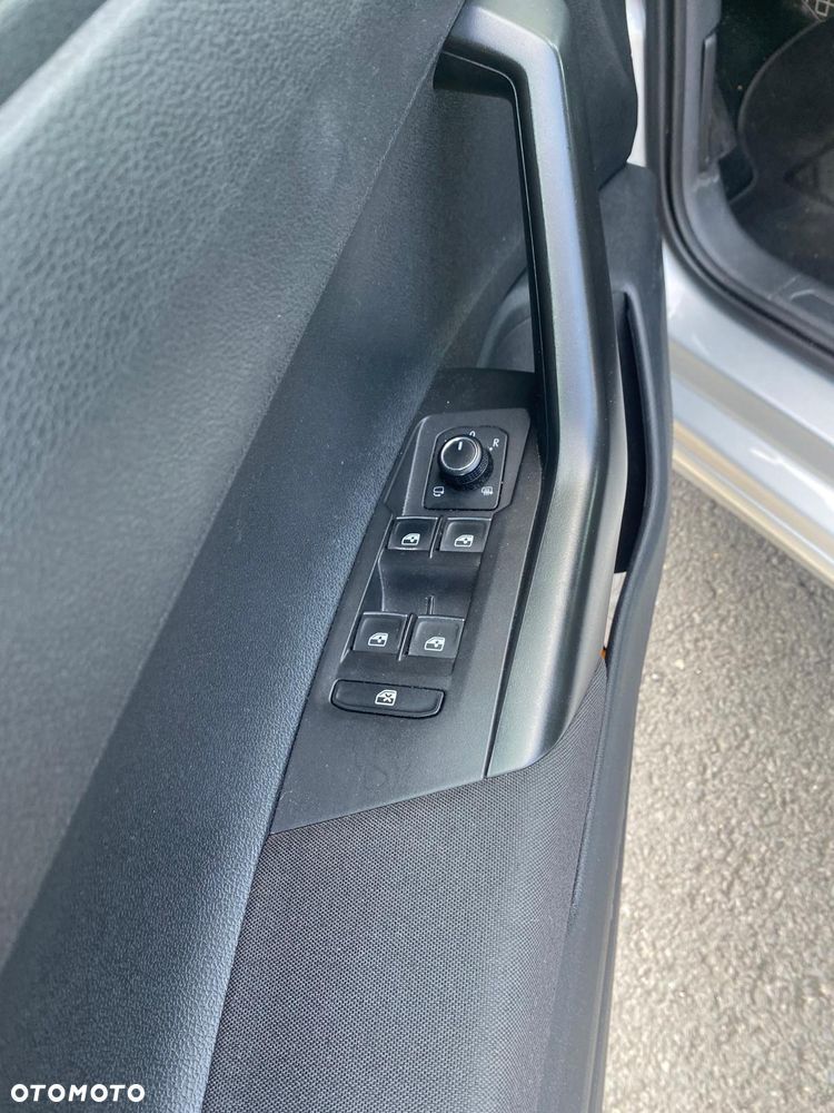 Volkswagen Polo 1.0 Trendline - 12