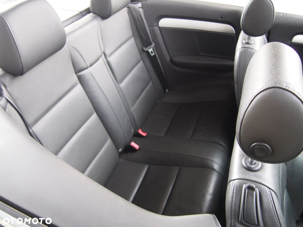 Audi A4 Cabrio 1.8T - 24